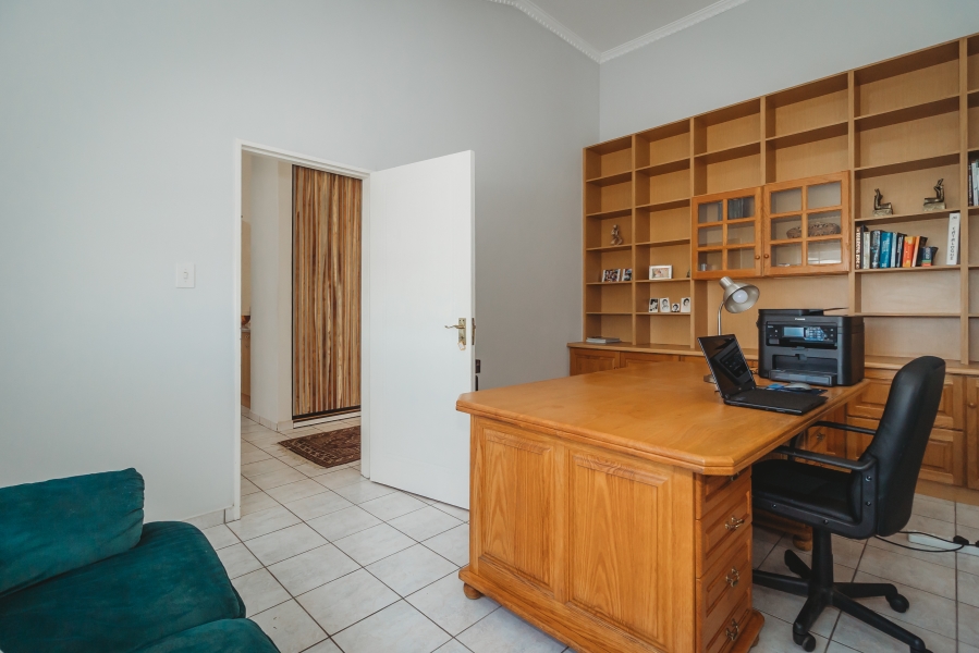 3 Bedroom Property for Sale in King George Park Western Cape